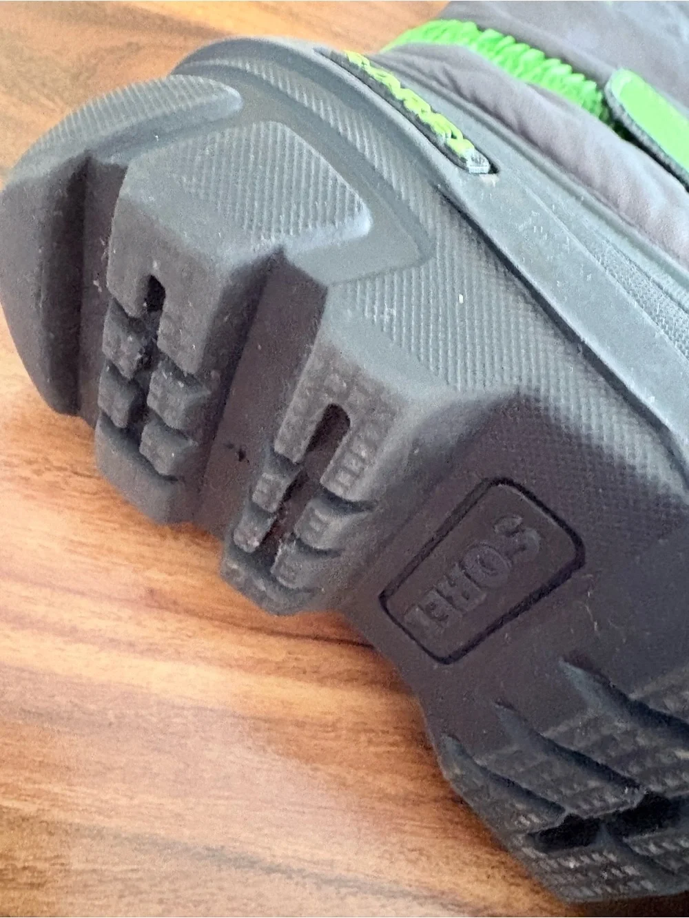 SOREL Kids Winter Snow Boots Size 13 Lined Gray & Green Shoes